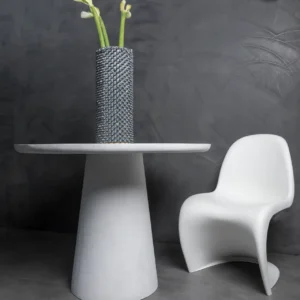 PVC vloer met betonlook in grijze tint, moderne en industriële uitstraling.