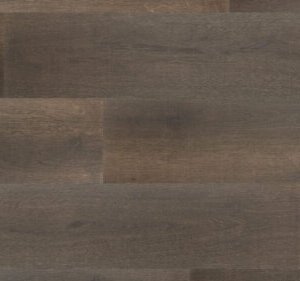 Lange PVC vloerplanken in cayennekleurige houttint met natuurlijke houtstructuur.